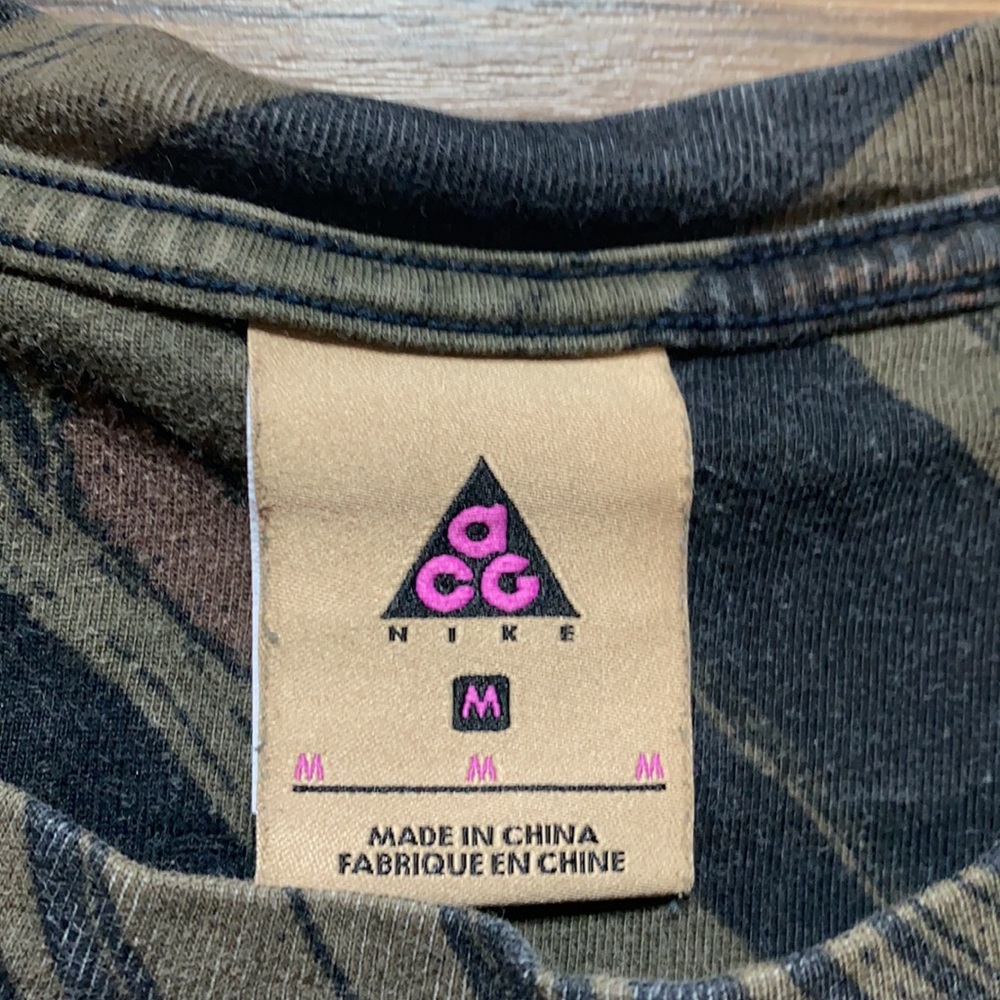 Nike ACG Mount Fuji short sleeve - Picture 4 of 4